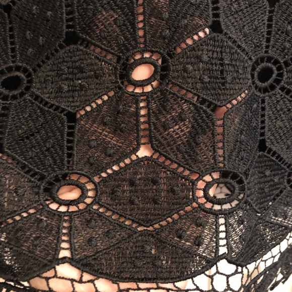 NWOT Black lace lined small skirt - Picture 2 of 4